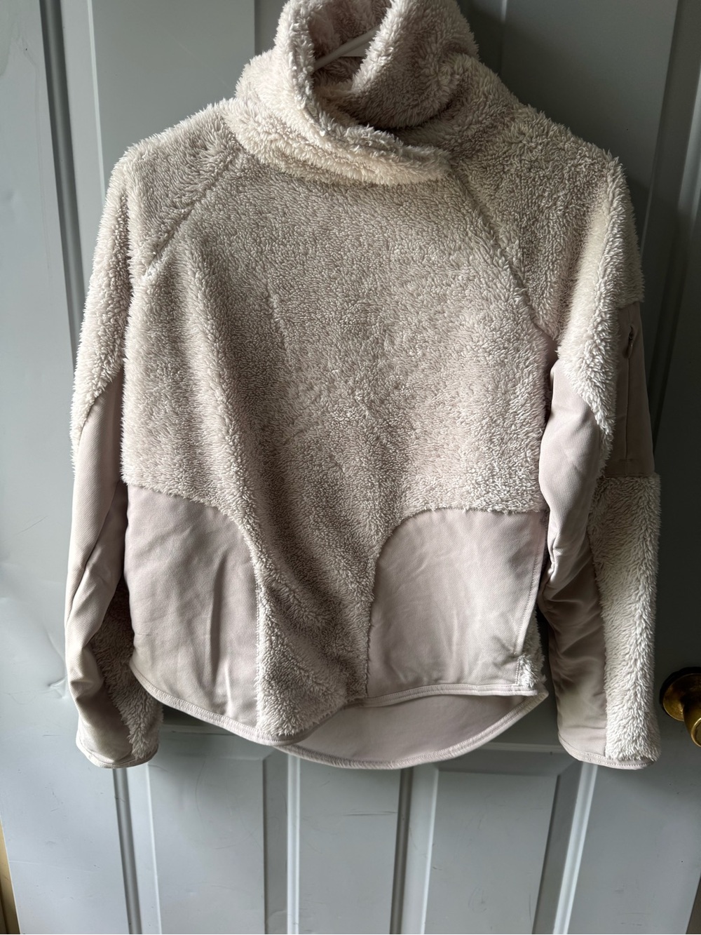 Nike Cream Sherpa Funnel Neck Jacket